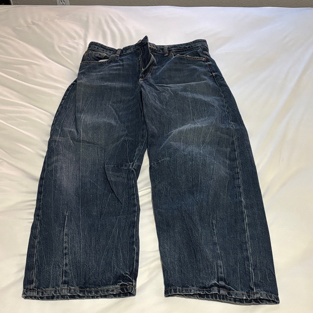 Zara Men's Relaxed Fit Dark Blue Jeans